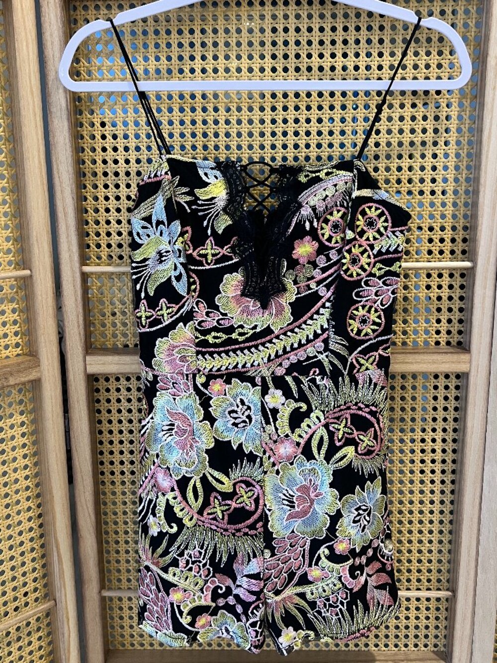 GUESS Black Floral Embroidered Lace-Up Romper Size 0